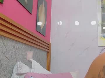 kinkyhousewifee_