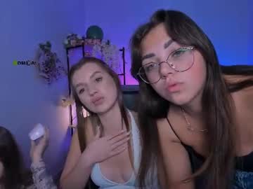 kiki_swan
