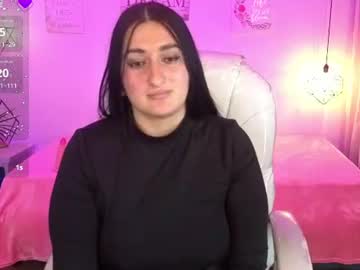 luna_connor_