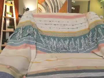 mia_velve