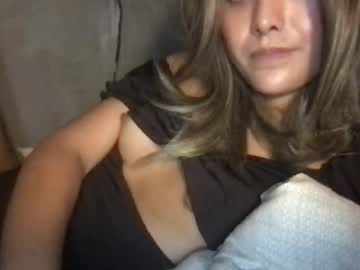 pinky_skylar