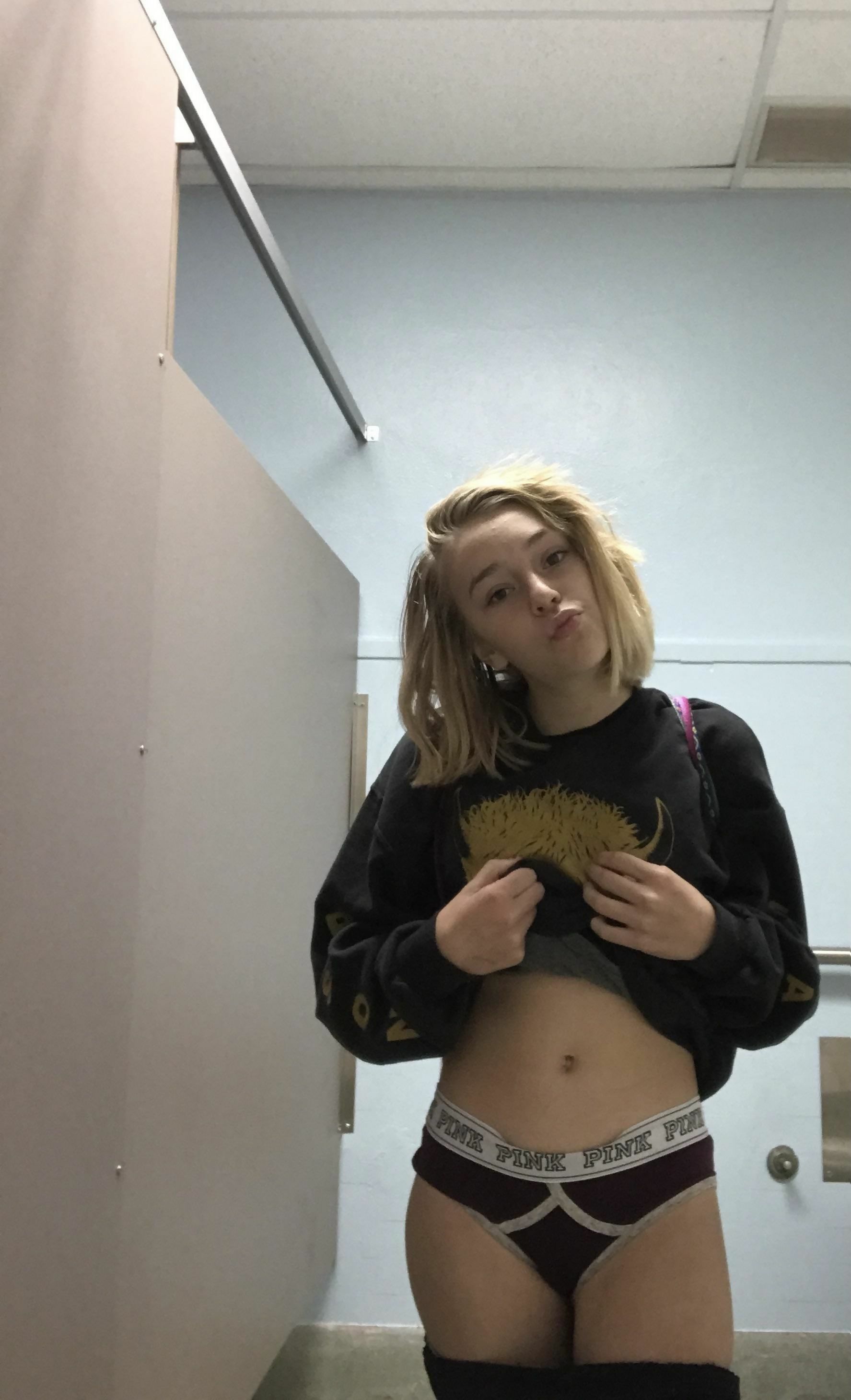 Non-nudes I could nut to — 37