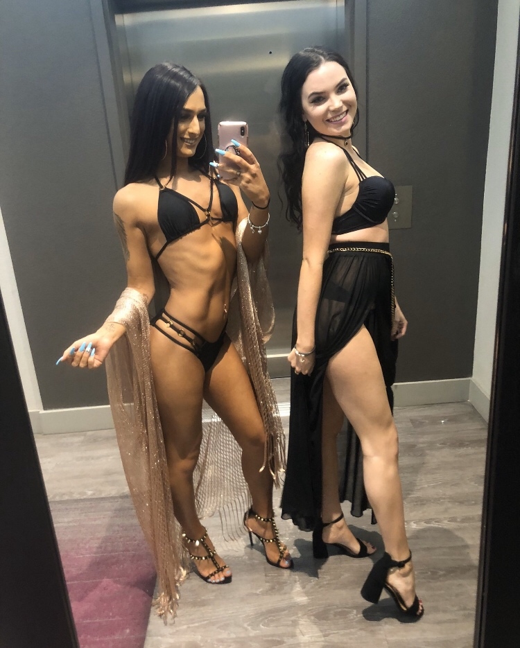 5'4 Transgender Pornstar Khloe Kay With Friend — 29