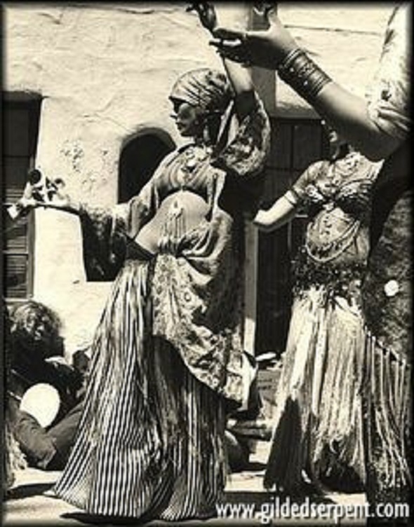 Vintage Gypsy Dancers — 24