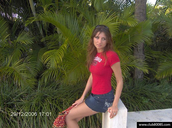 Tight Shirt — 28