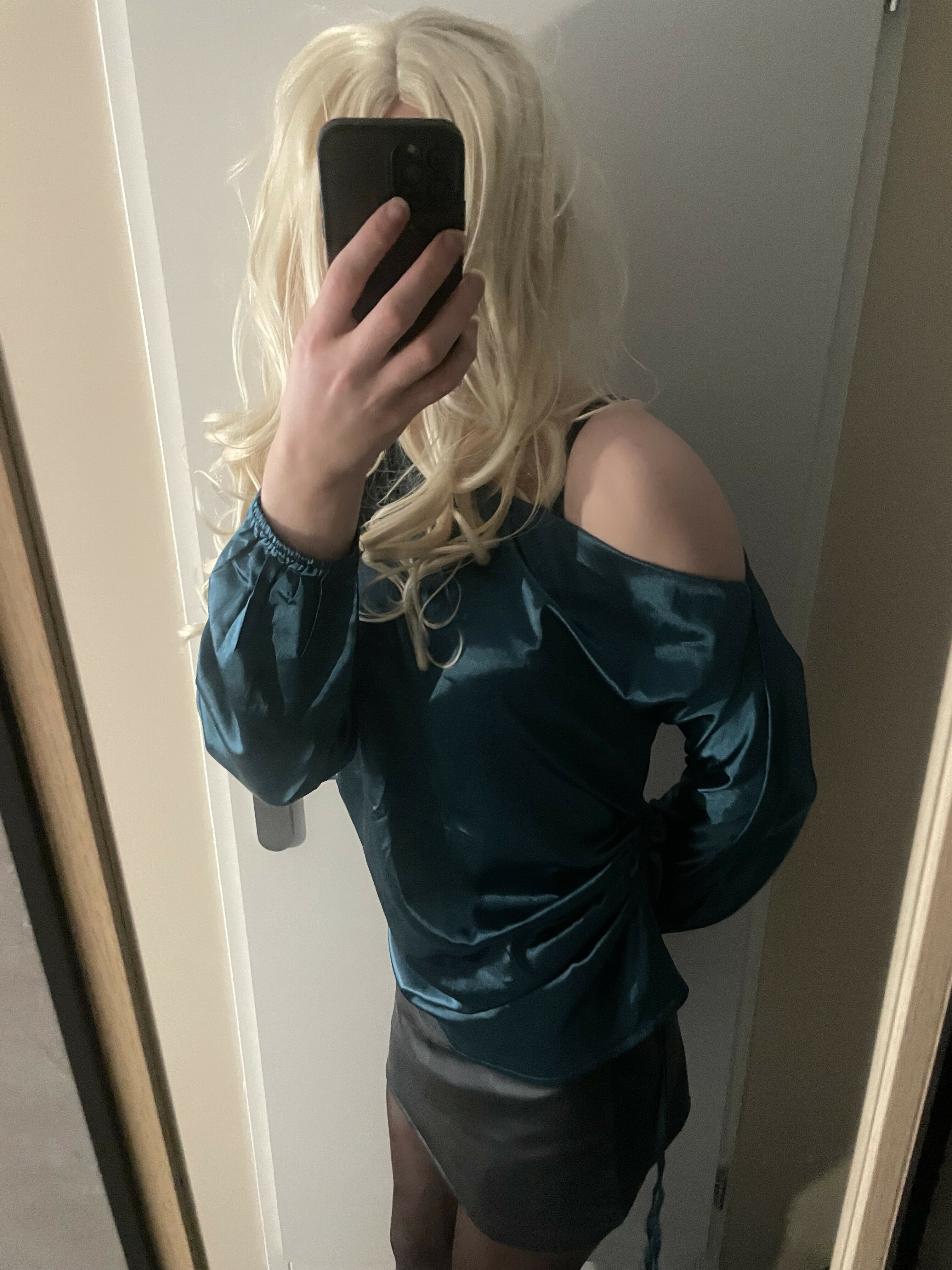 Sissy Laura asking for cum tributes — 13