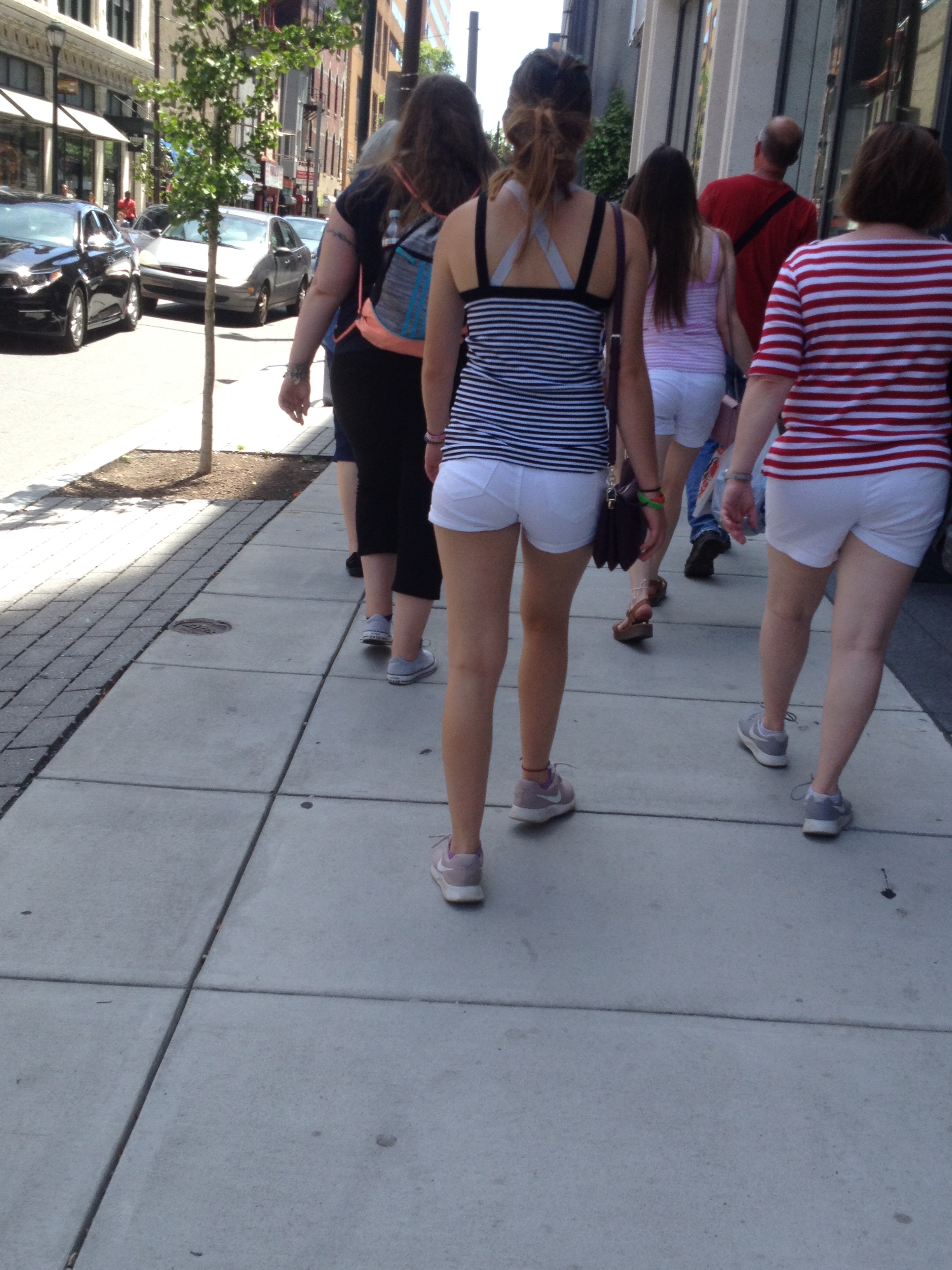 Candid Teen VPL in the City — 26