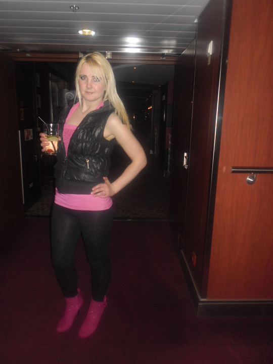 Estonian sexy party babes — 22