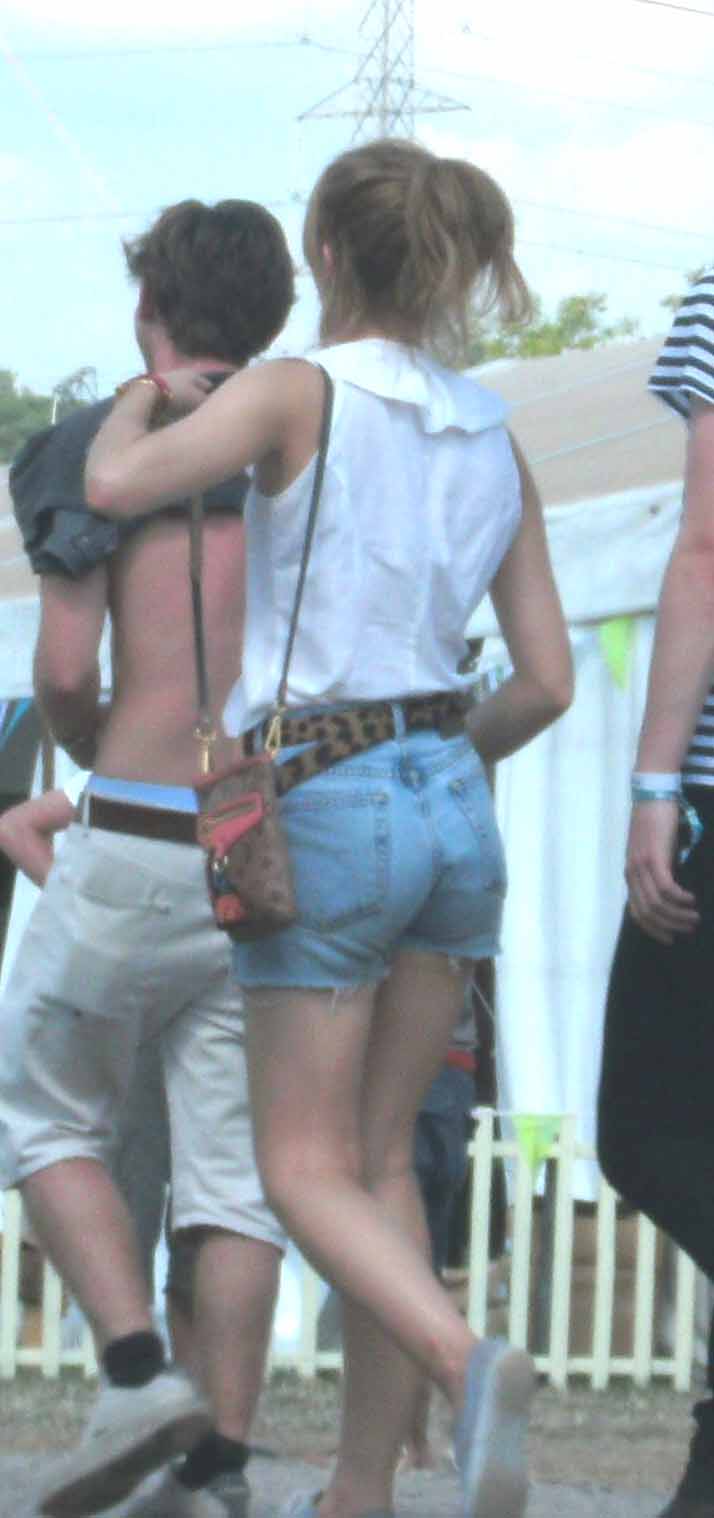Emma Watson  Sexy Legs and Ass — 41