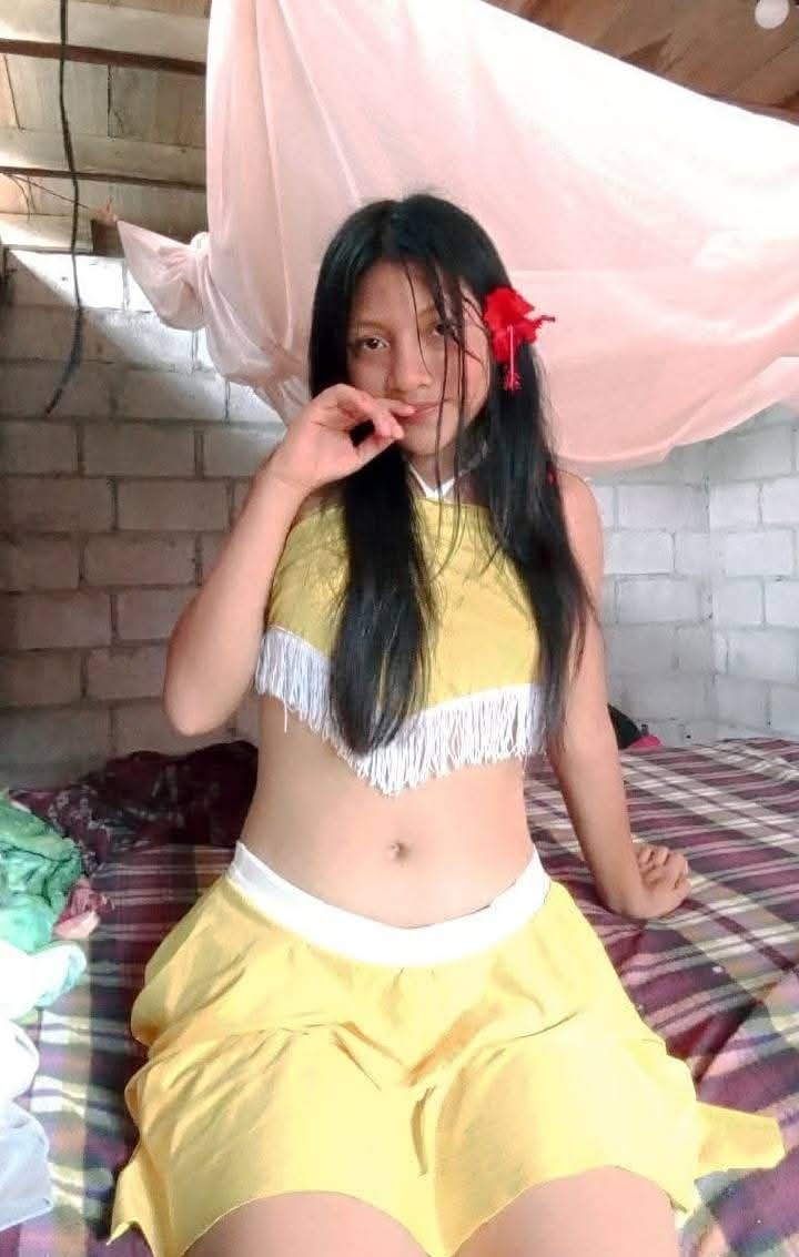 Ruth Ester Casillas Teen Latina — 17
