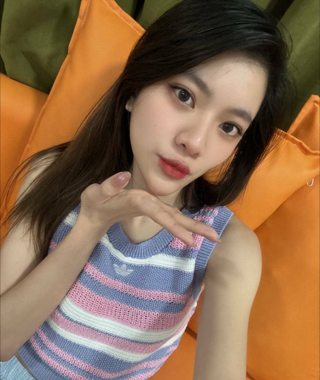 Please, tell me who she is. — 8
