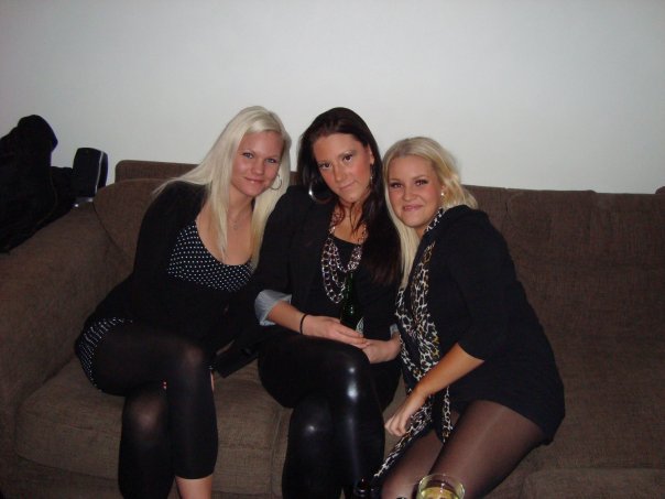 Sexy party babe — 24