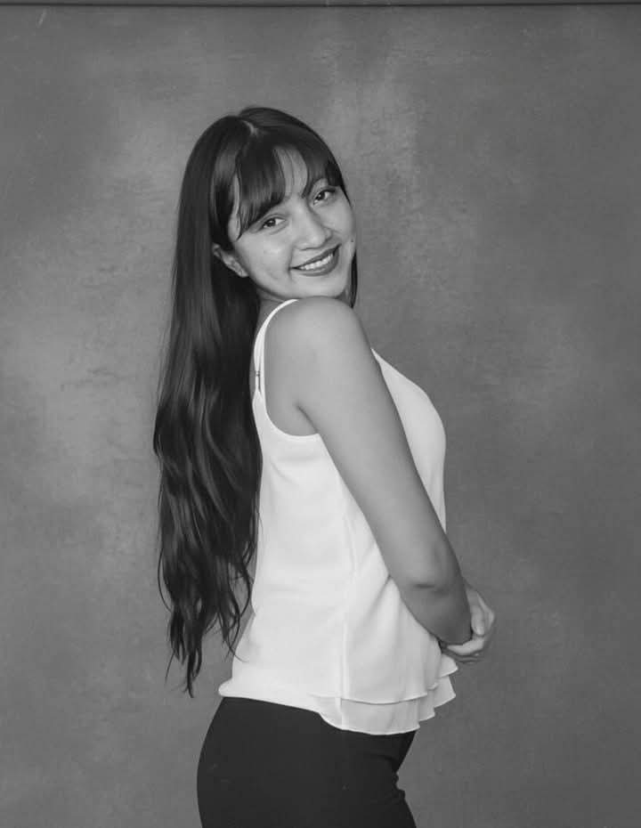 Ruth Ester Casillas Teen Latina — 9